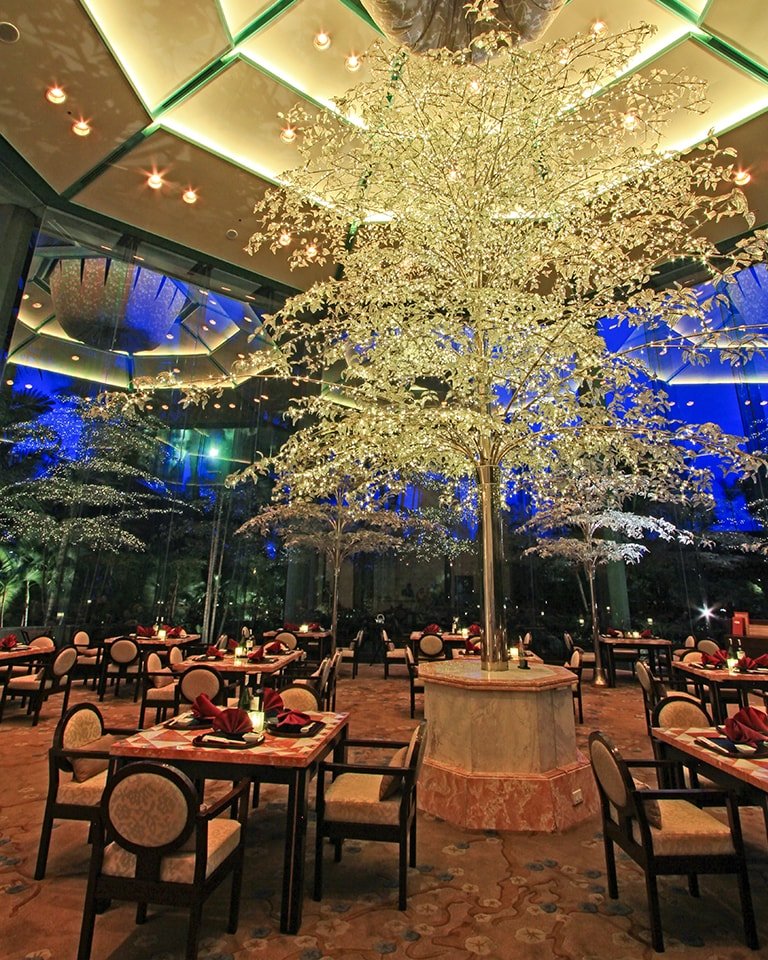 Diamond Hotel - Yurakuen Japanese Restaurant - 5 Star Hotel In Philippines